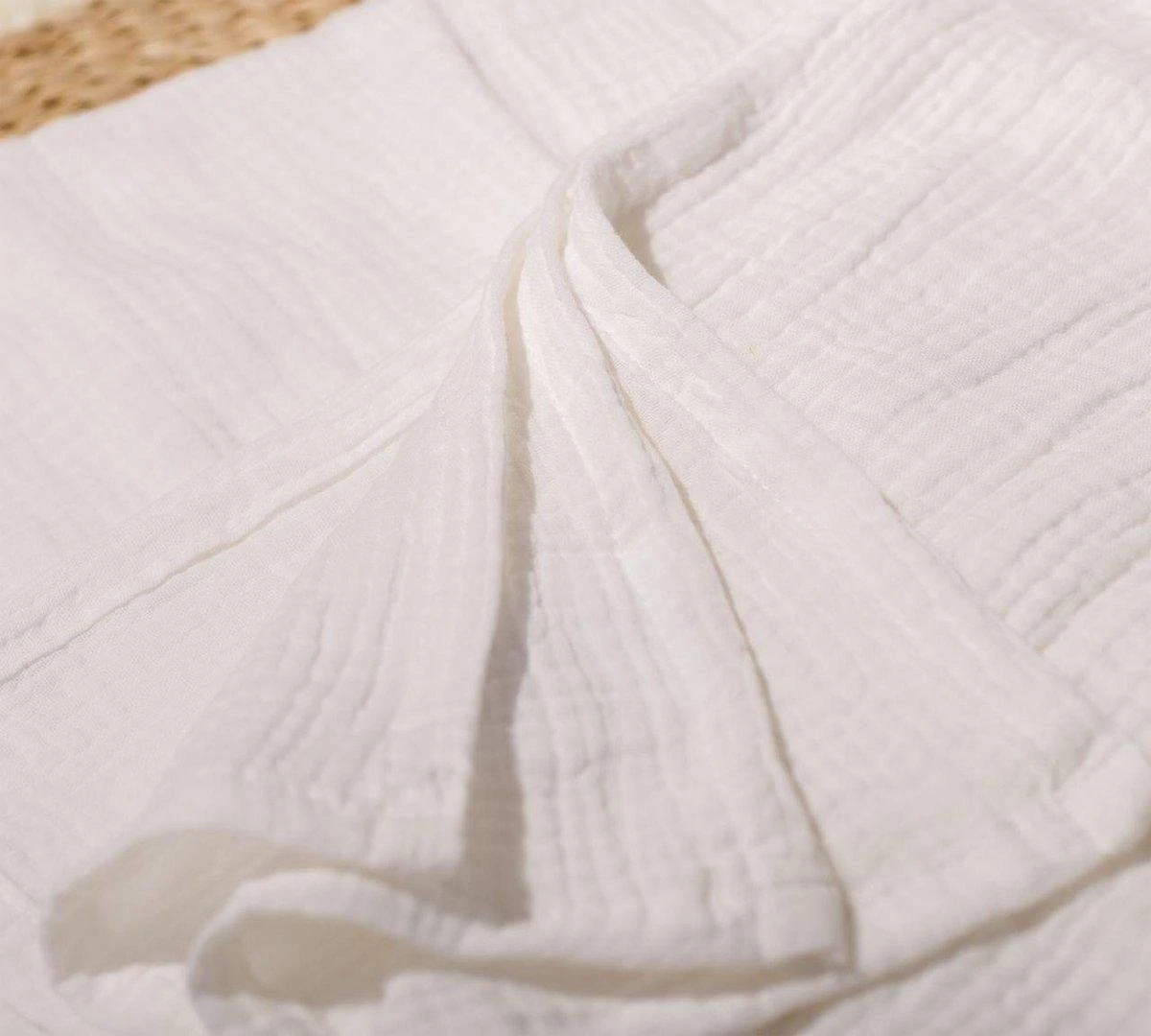 Hydrofiele Doek XL 120x120cm Wit - Luxueuze Kwaliteit - 100% Zacht Katoen - Hydrofiele Luiers - Swaddle - Inbakerdoek - Wikkeldeken- Omslagdoek Baby - Bad - Image 2